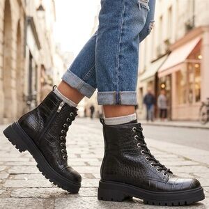 Nine West Piercy Combat Lace Up Ankle Boots Womens Sz 9 M Black Side Zip Grunge